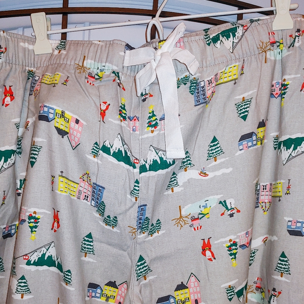 Old Navy Christmas scene PJ pants